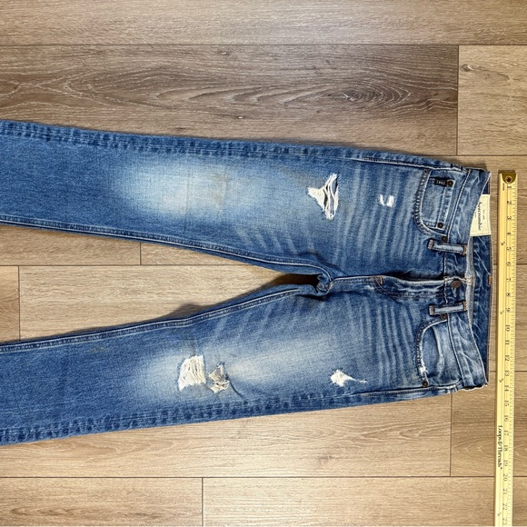 Abercrombie & Fitch Kids Ripped skinny Denim Jeans - Picture 7 of 12